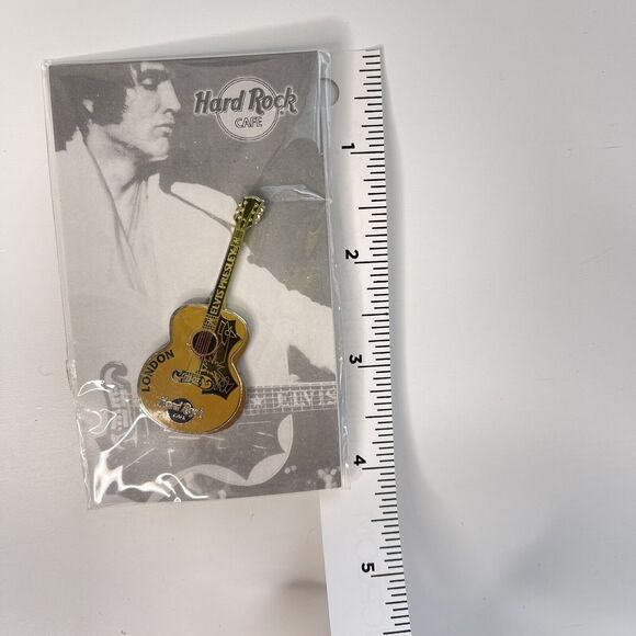 Hard Rock Cafe London Elvis Presley HOLLYWOOD Enamel Guitar Pin SEALED PACKAGE - Picture 4 of 6